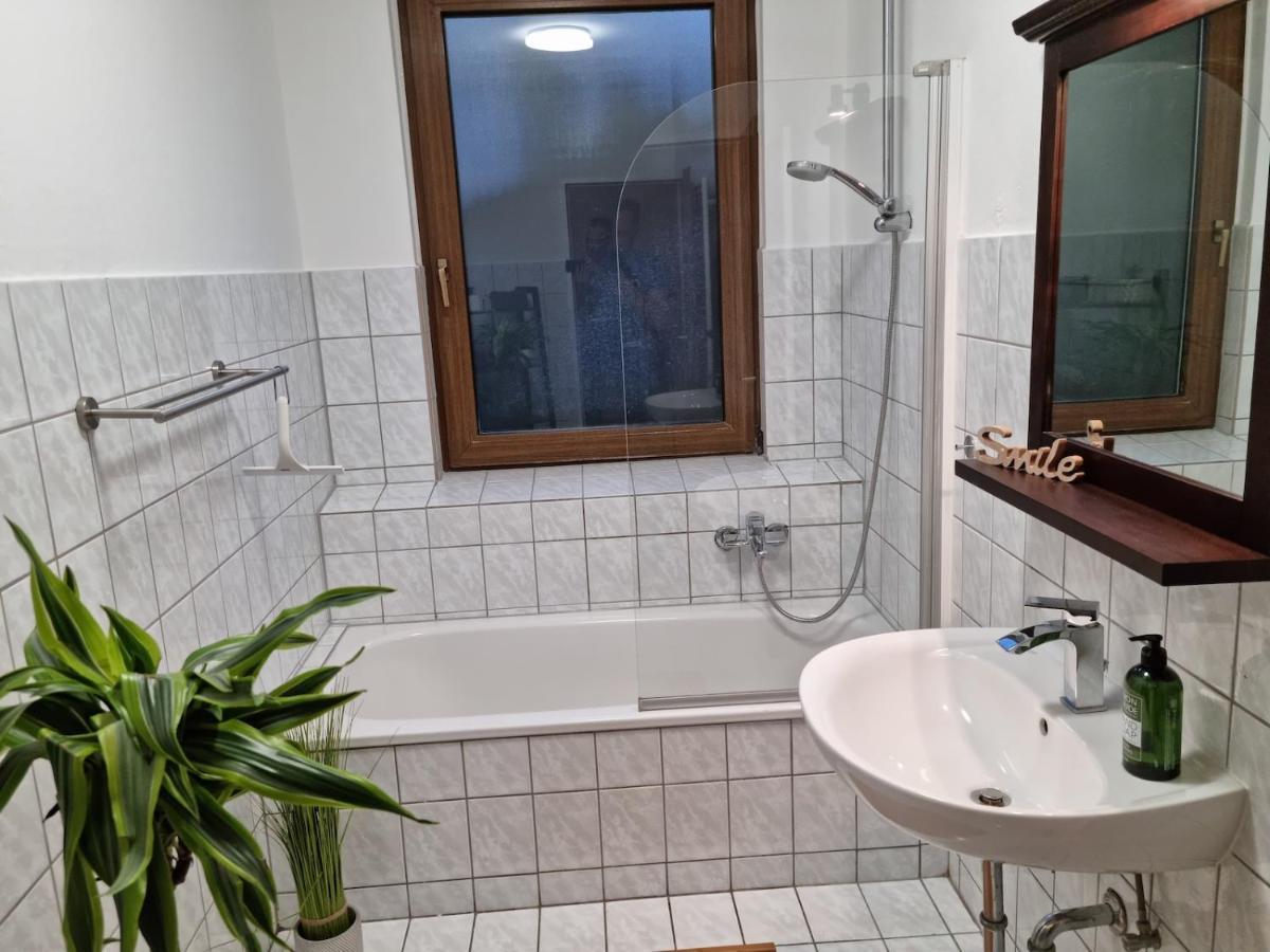 Charysma - Weserufer, Stylish, Schlafzimmer Mit Smart-Tv, 2 Parkplaetze Hamelin Zewnętrze zdjęcie